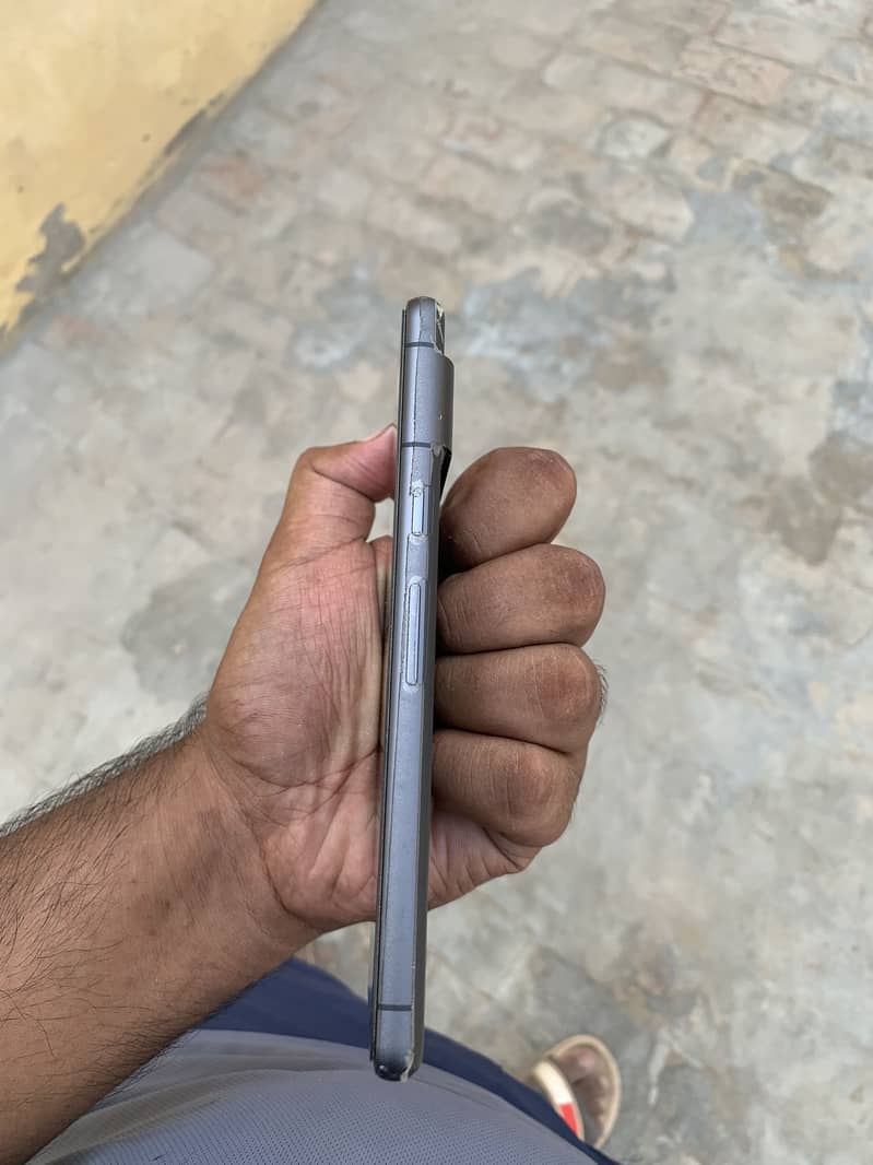 Google Pixel 7 5