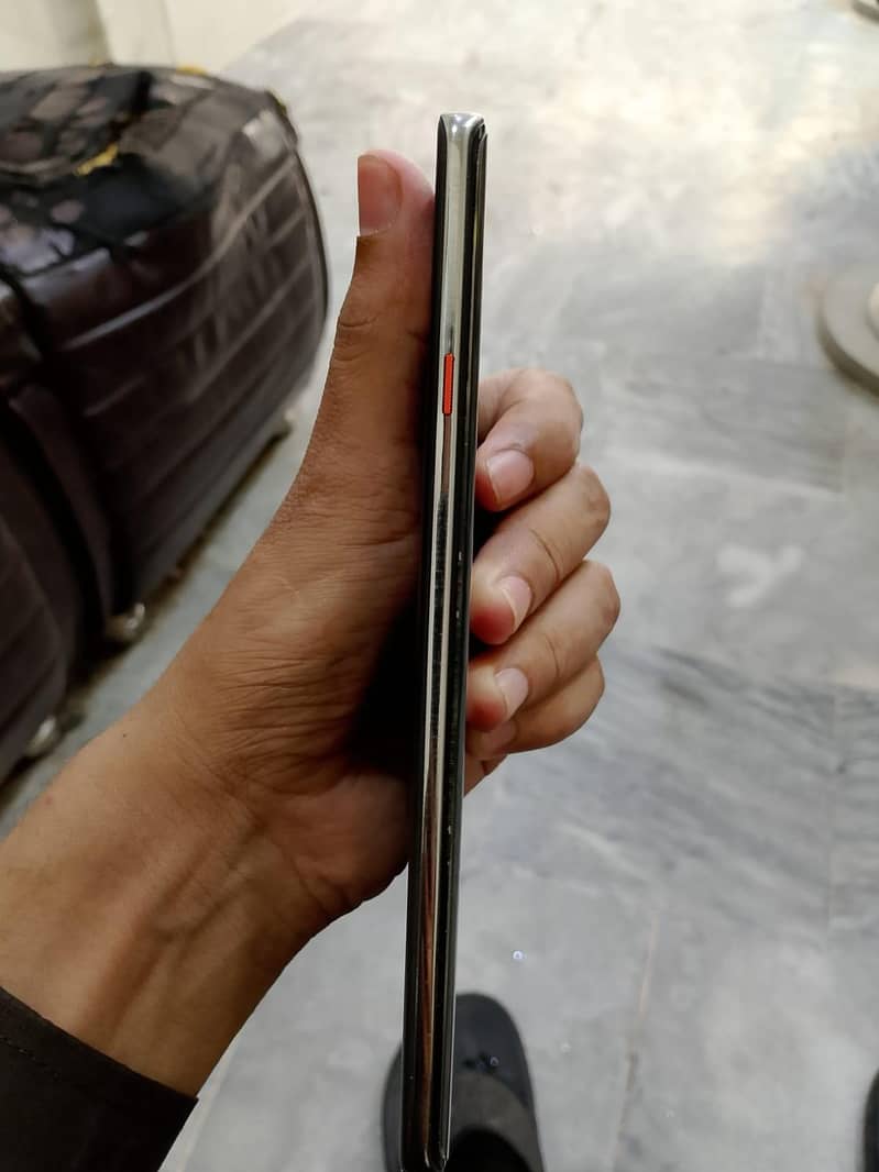Tecno CAMON 40 Pro 3