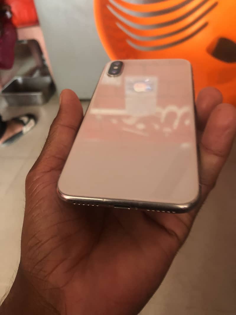 Apple iPhone X 2