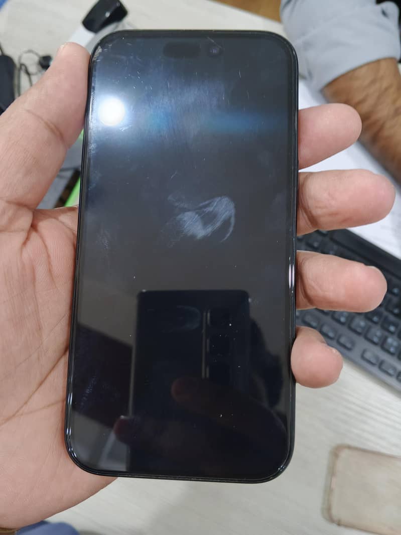 Apple iPhone 15 5