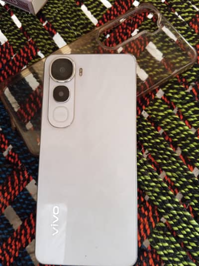 Vivo Y400