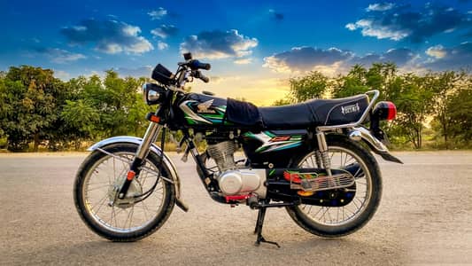 Honda 125 23 model Geniuen Condition