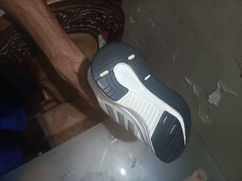 10/10 condition 11