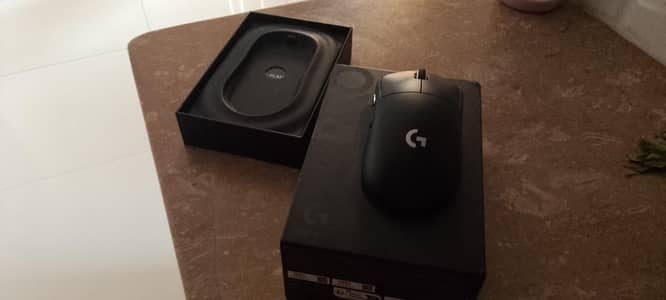 Logitech G pro superlight 2 (Black)
