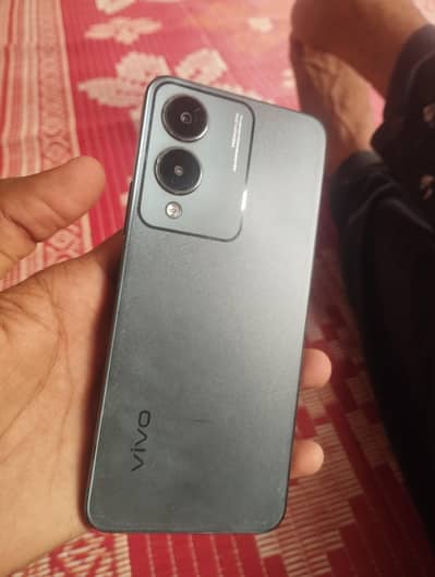 Vivo Y17s