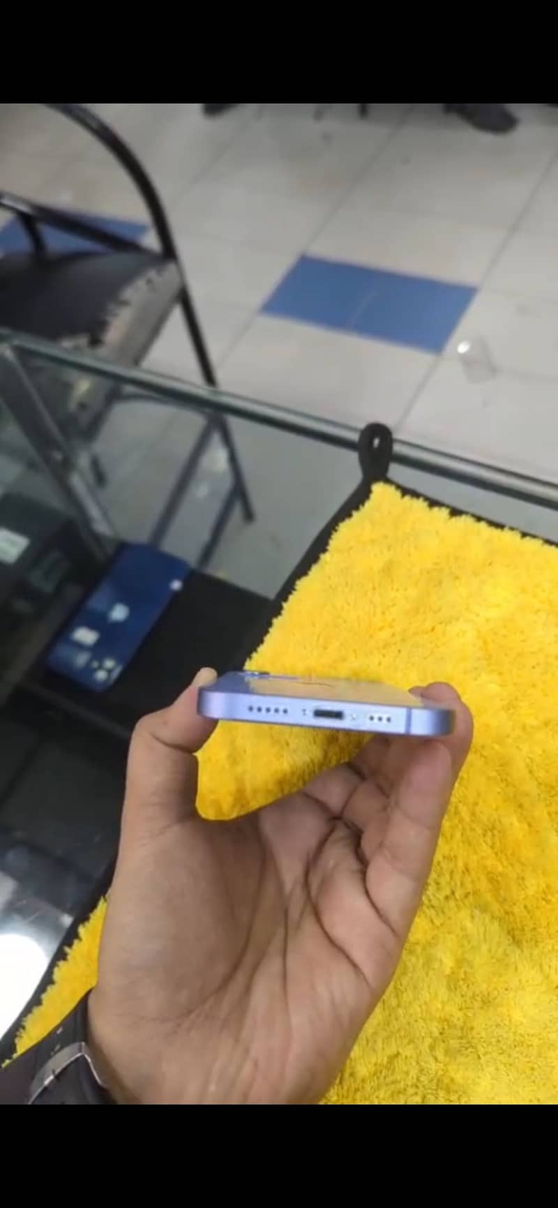iPhone 12 2
