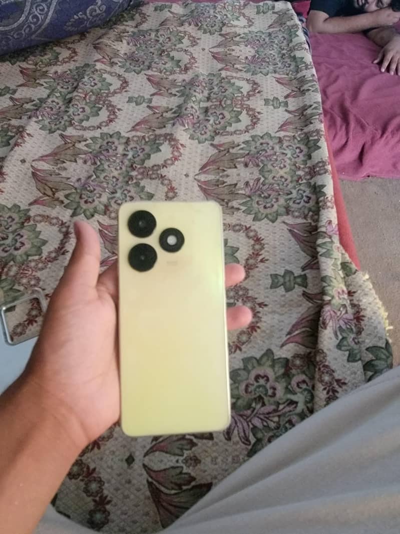 Tecno Spark 20C 4