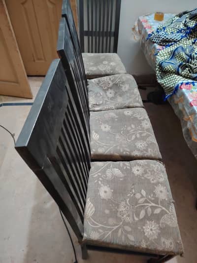 Dining table or 6 chairs