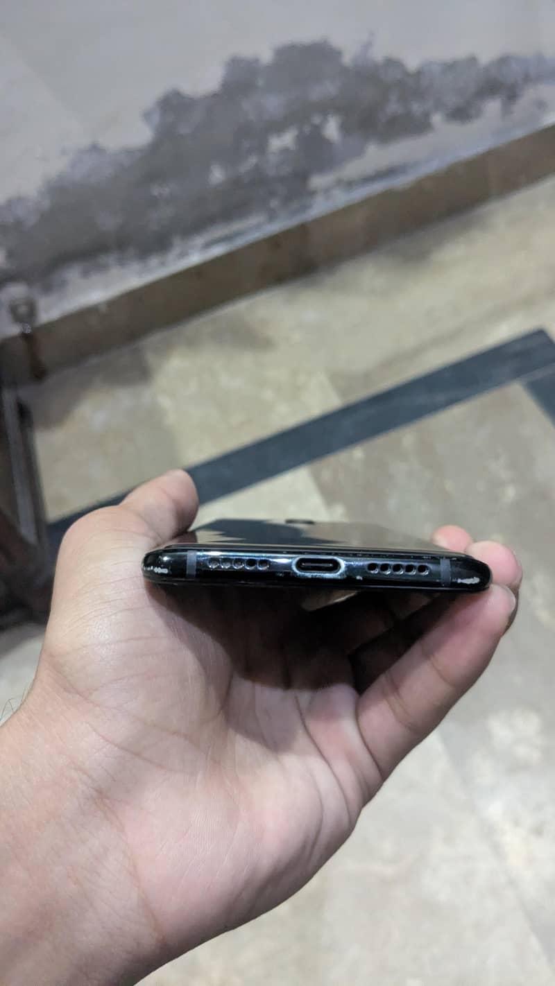 One Plus 6T 1