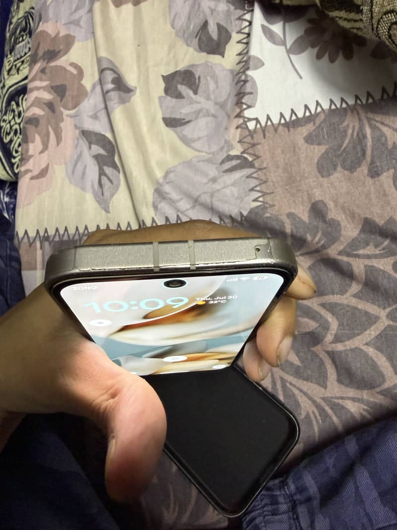 Google Pixel 9a 8