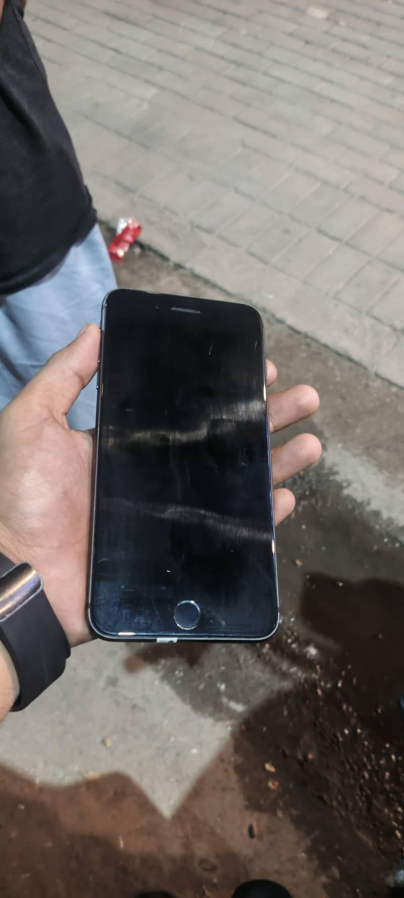 Apple iPhone 8 Plus 1