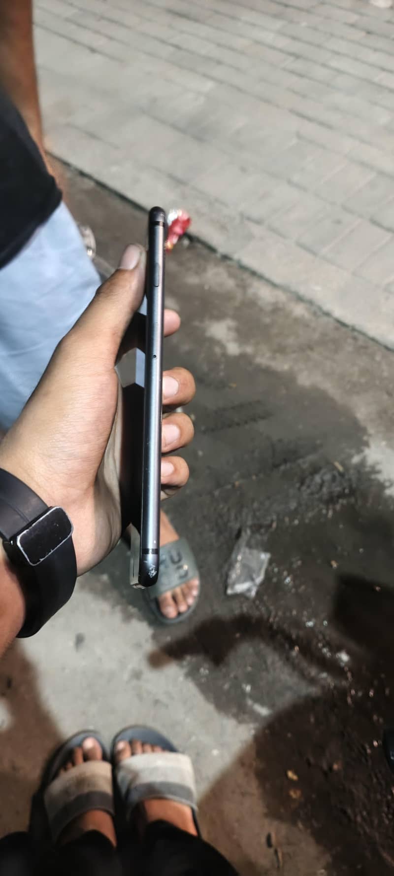 Apple iPhone 8 Plus 2