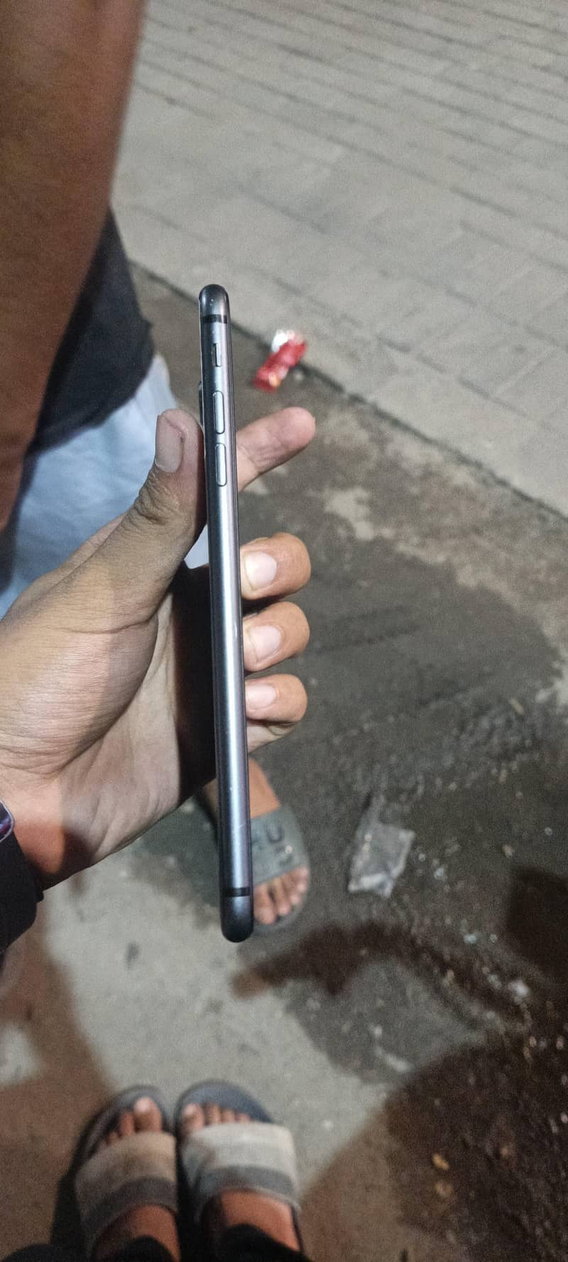 Apple iPhone 8 Plus 4