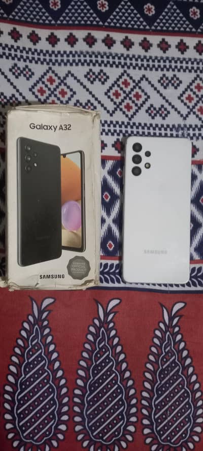 Samsung A32 ram 6/128 gb with box