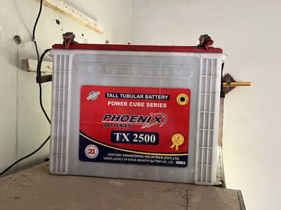 2 UPS set with battery and MPPT