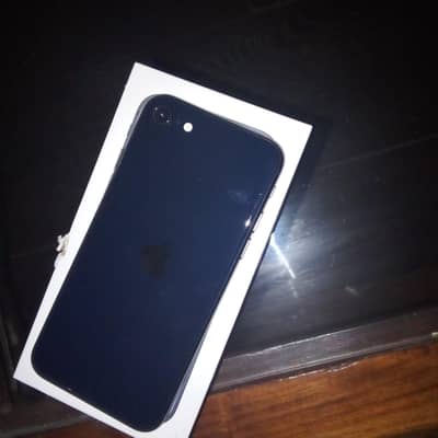 Apple iPhone SE [3rd Generation]
