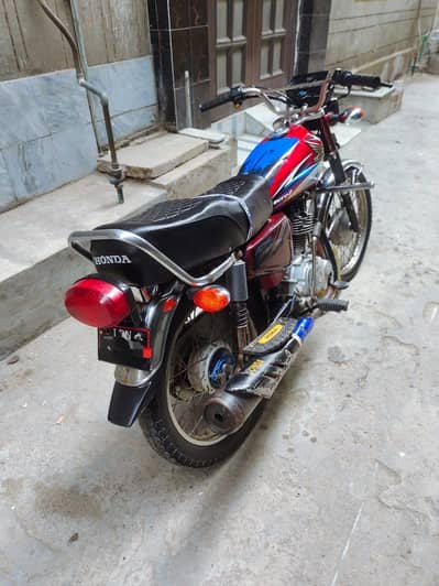 Honda 125 contact number 03007835259
