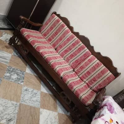 3+1+1 seater sofa sale karna ha. . . . rabta number 0316-4276297