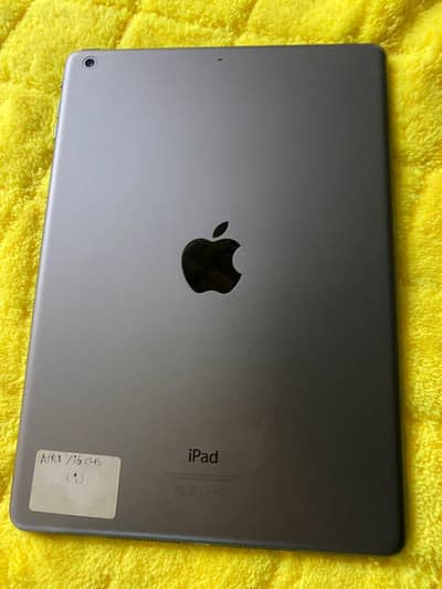ipad 10/10 condition with all accessories