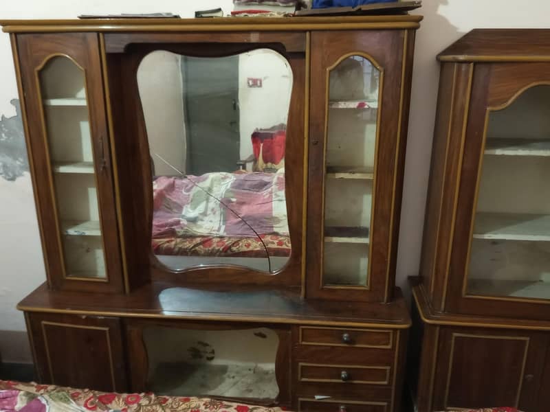 Dressing table 1