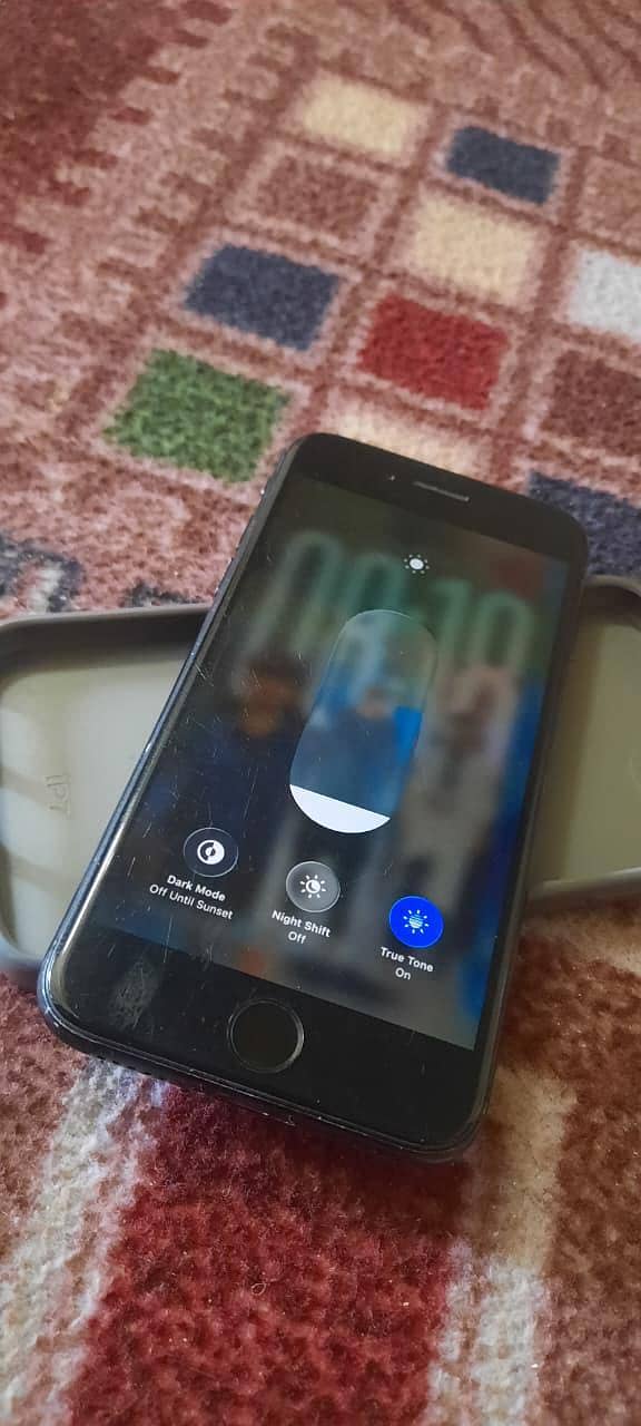 Apple iPhone SE 3