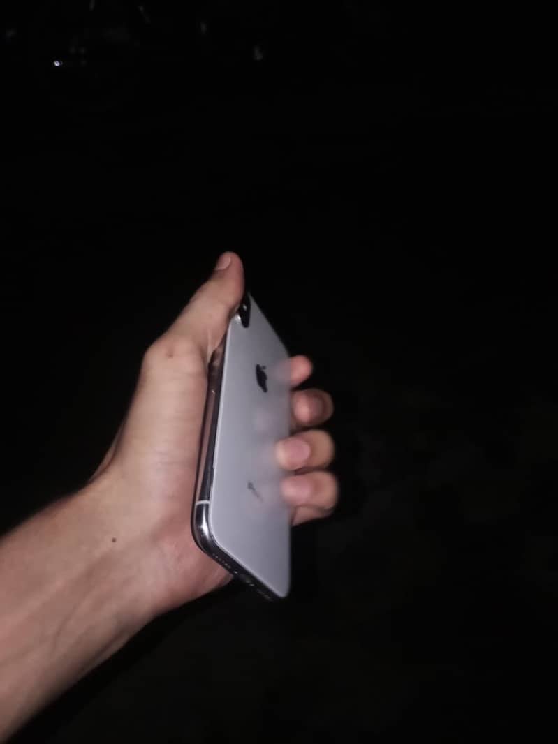 Apple iPhone X 1