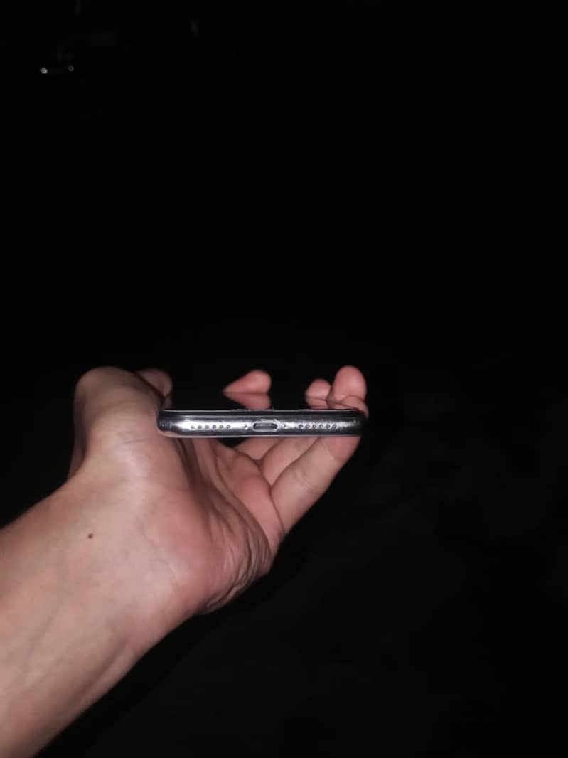 Apple iPhone X 2