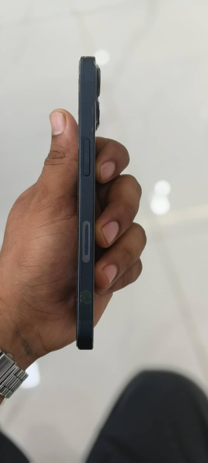 Apple iPhone 13 2