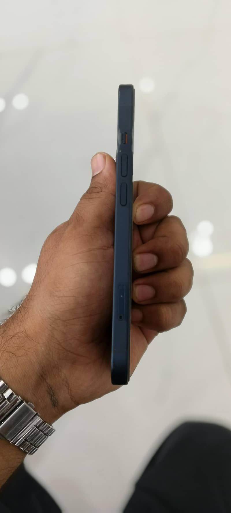 Apple iPhone 13 4
