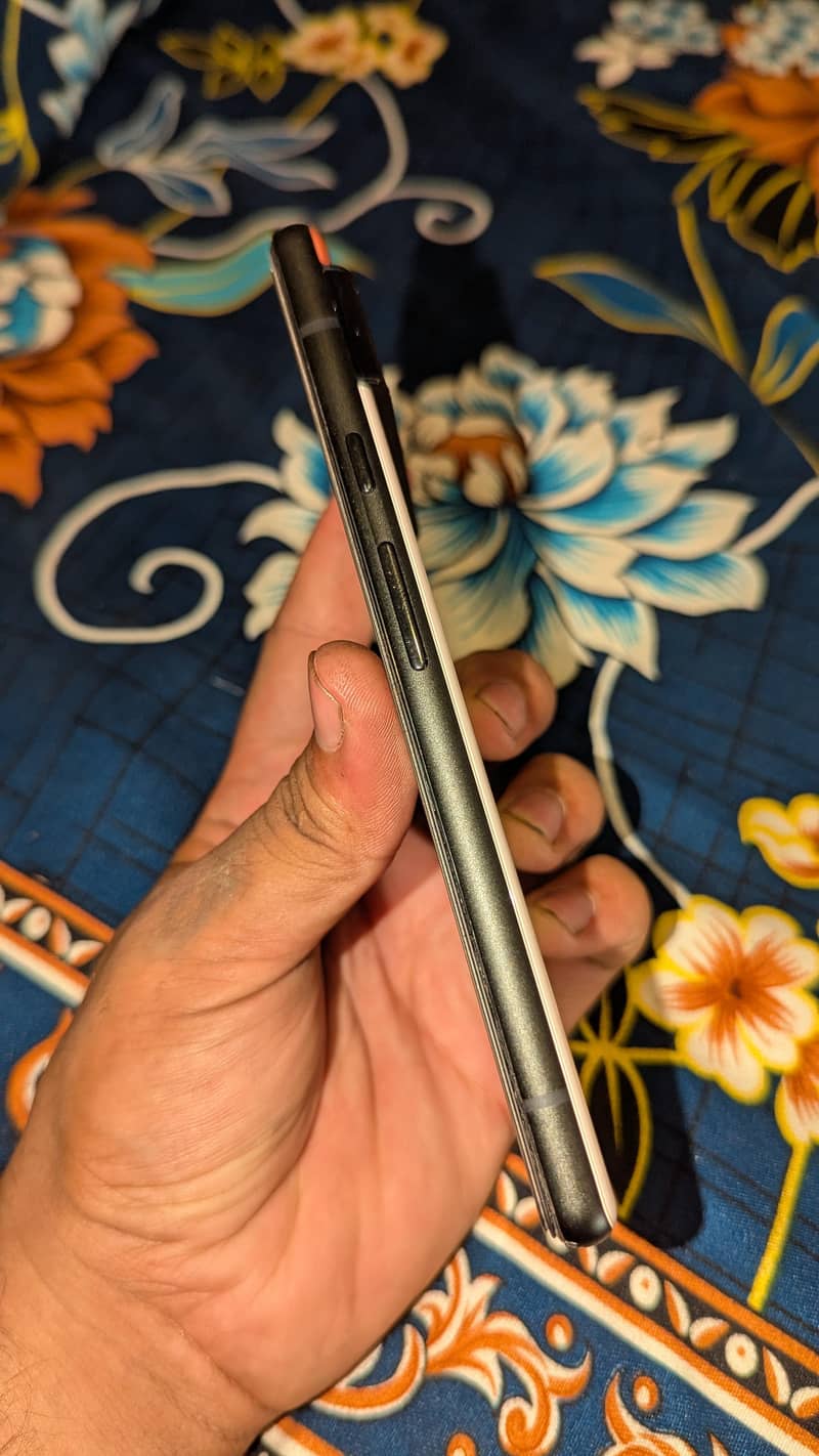 Google Pixel 6 1