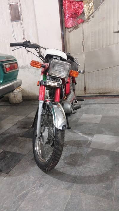 YAMAHA YB 100