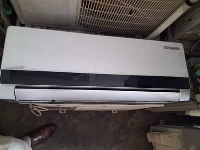 Kenwood 1 ton non inverter/split ac/