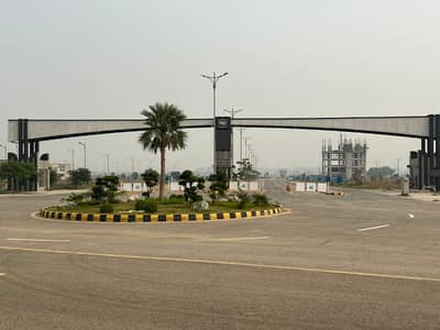 Corner 6.6Marla Plot For Sale Ready To Construct House Phase 8 IVY Green Plot No Z5-69