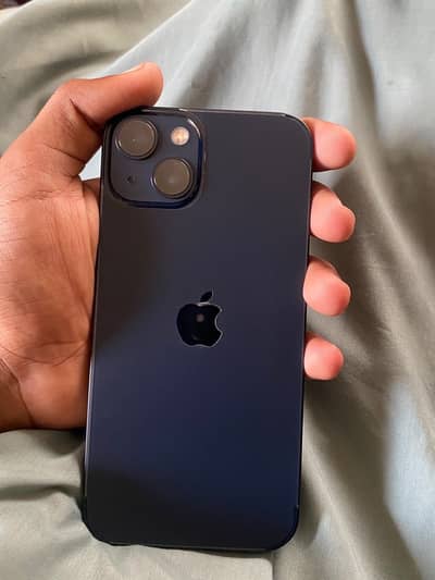 Apple iPhone 13