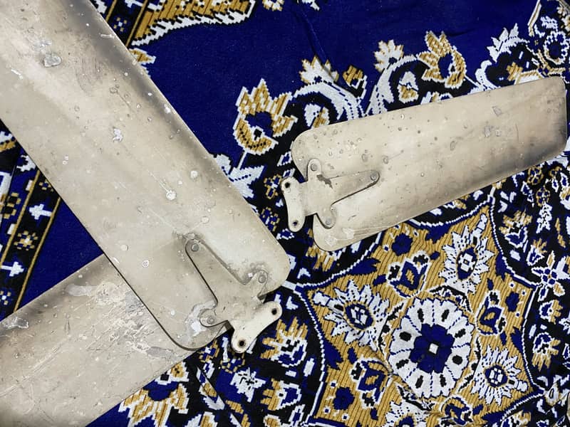 Ceiling fan Condition Normal 3