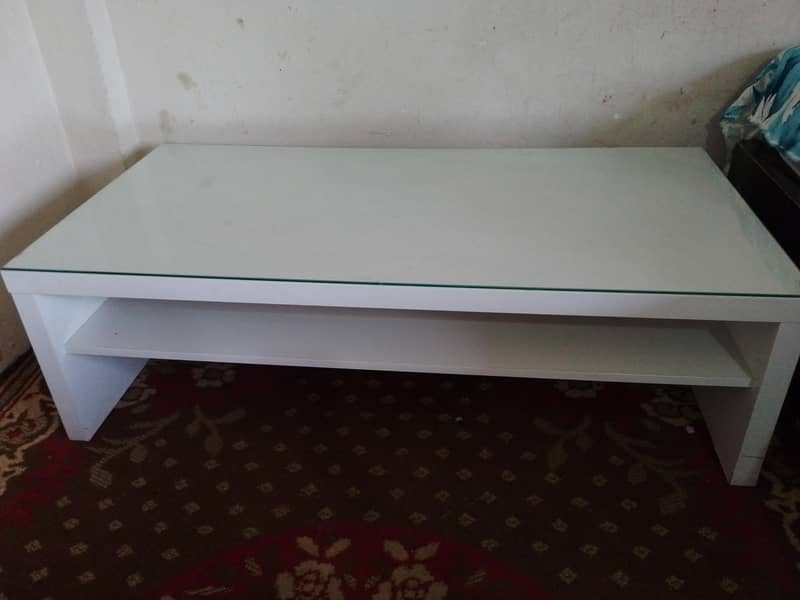 Modern white table 1