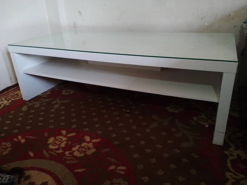 Modern white table 2