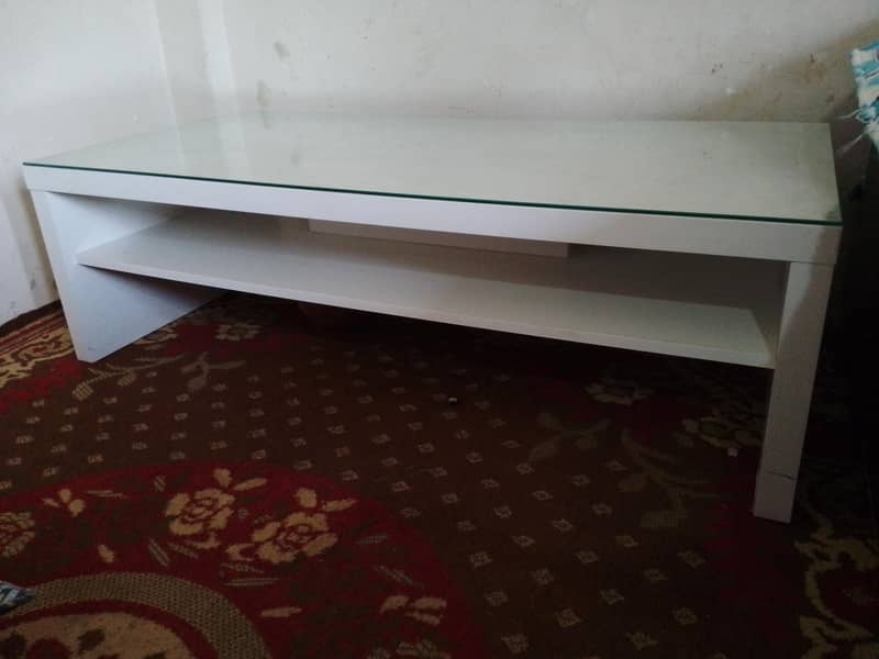 Modern white table 3