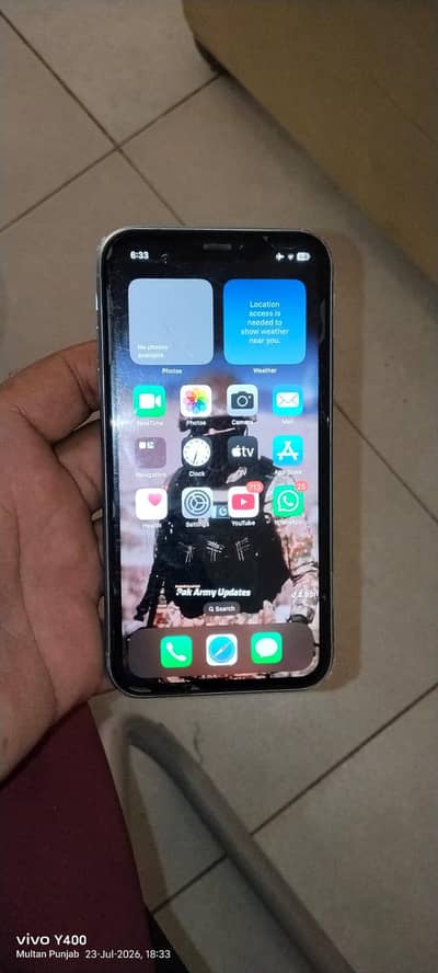 Apple iPhone XR
