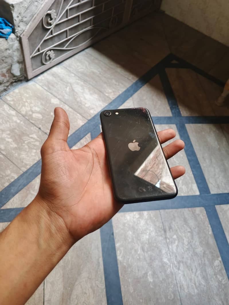 Apple iPhone SE 2