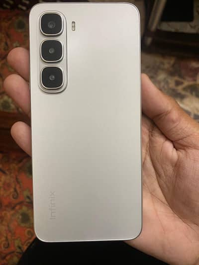 Infinix Hot 60i