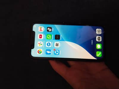 Apple iPhone XR