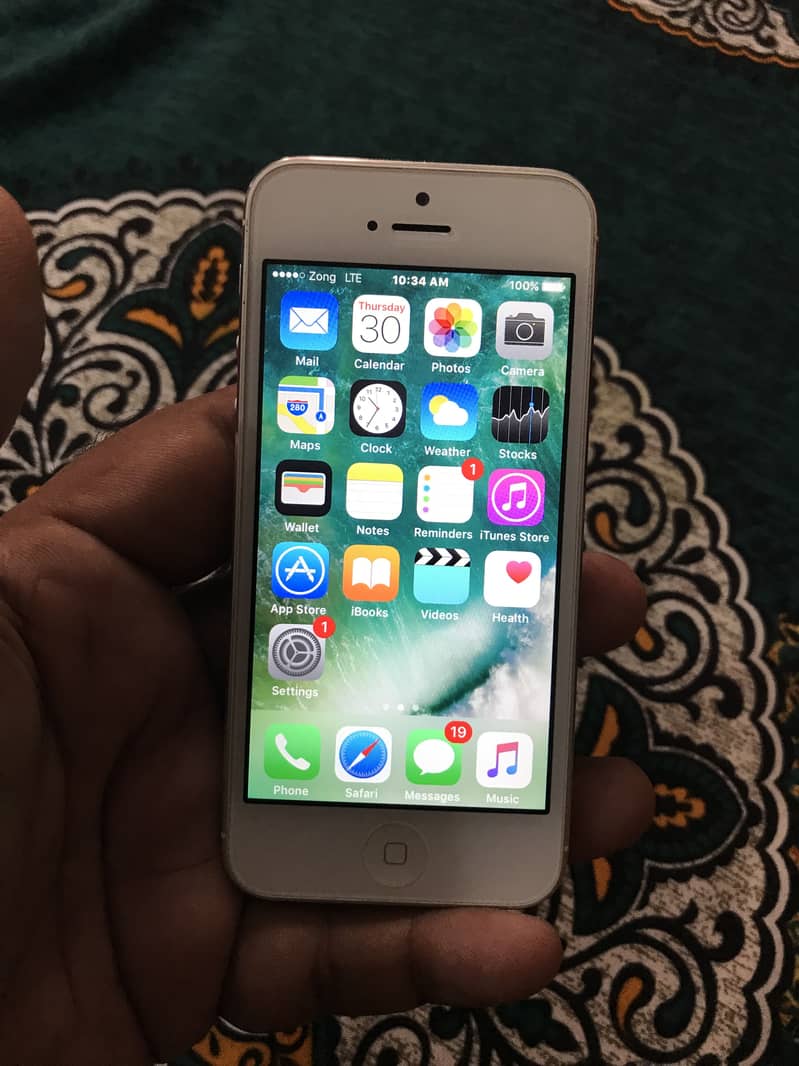 iPhone 5 3
