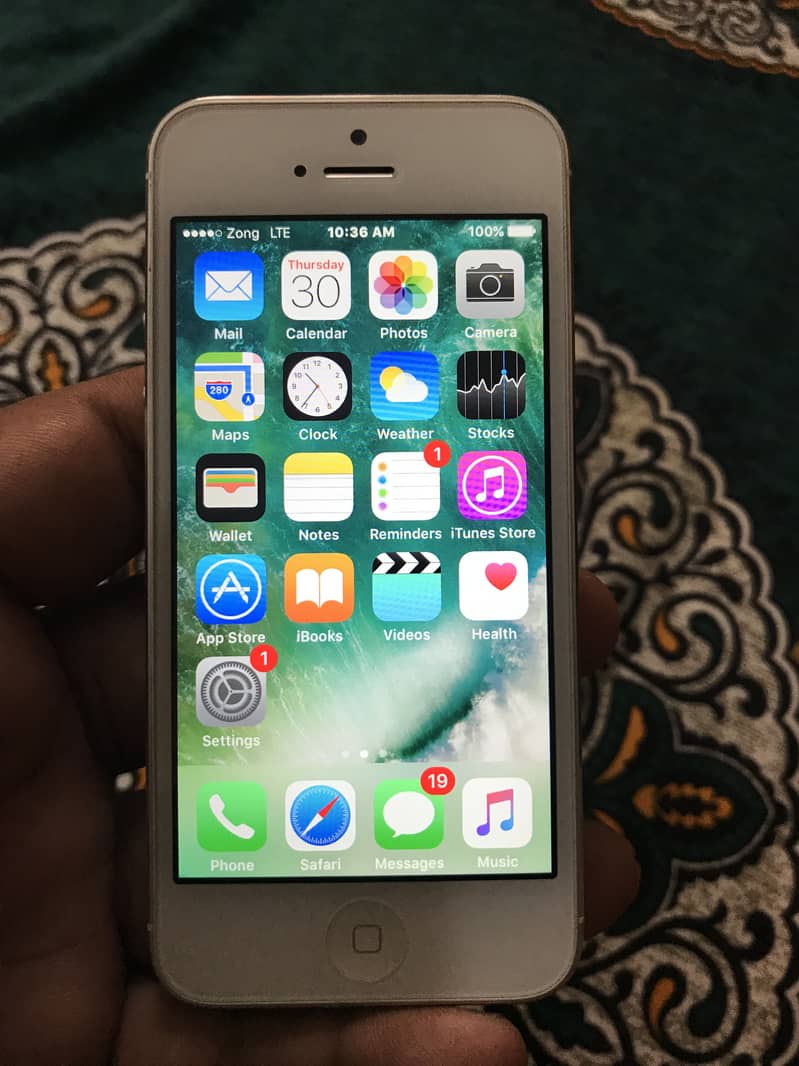 iPhone 5 8