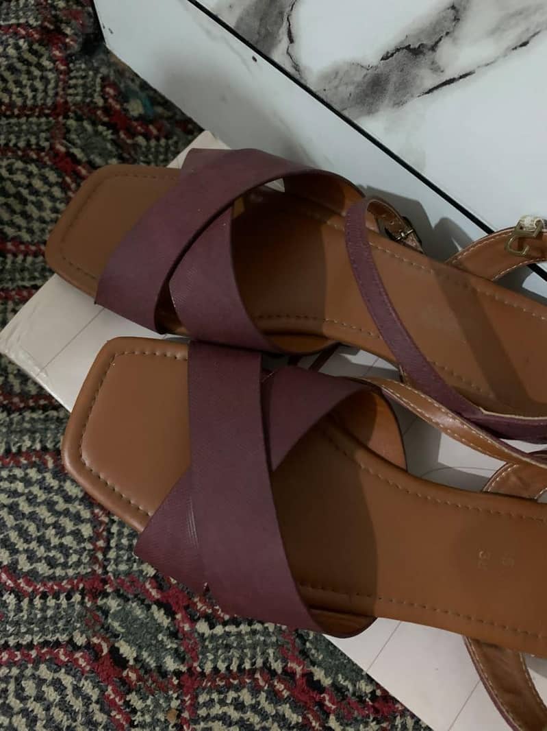 servis shoes 3