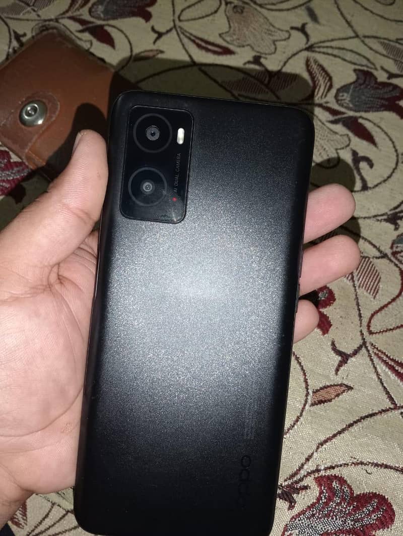 OPPO A76 7