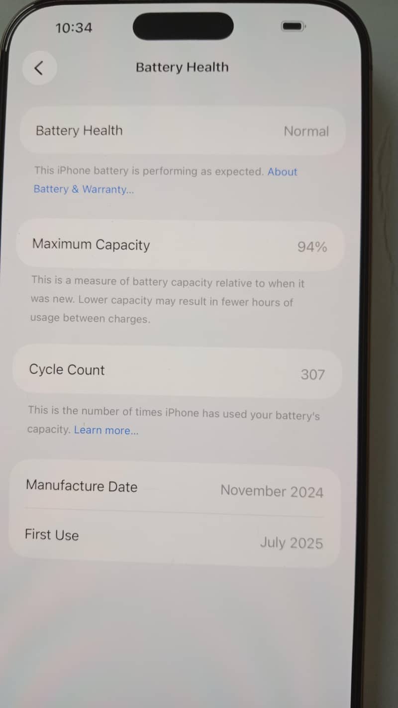 Apple iPhone 16 Pro Max 0