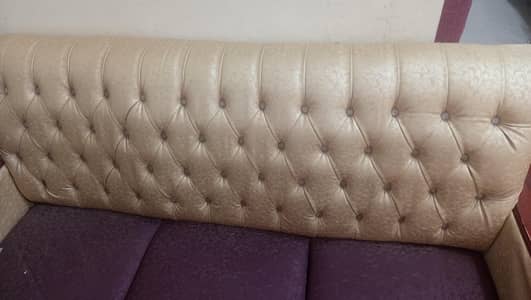 Good condition used 5 seater sofa set available for sale.