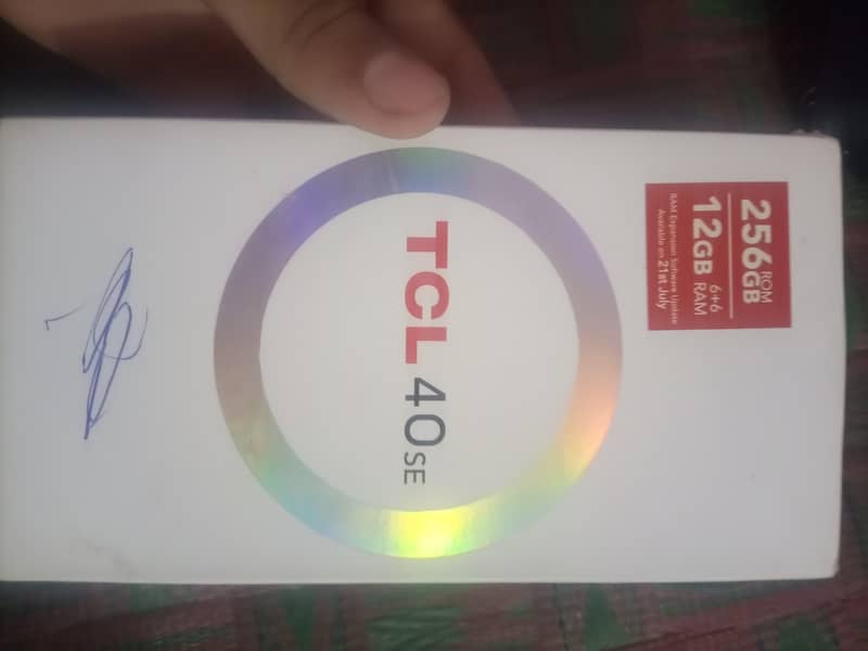 TCL 40 SE 0