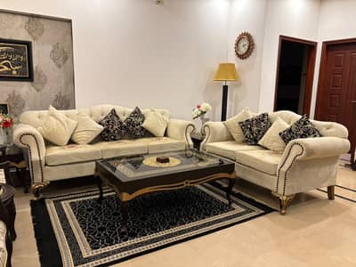 Elegant 5 Seater Royal Chesterfield Sofa Set (3+2)